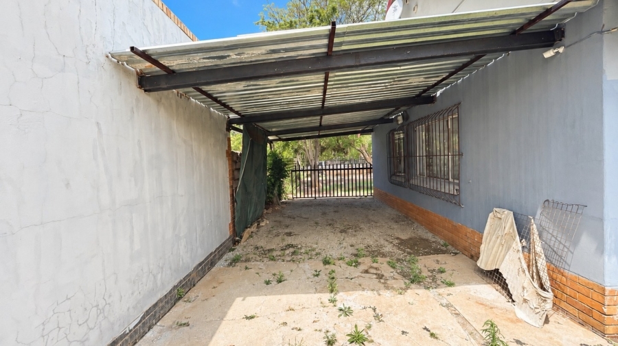 3 Bedroom Property for Sale in Stilfontein Ext 4 North West